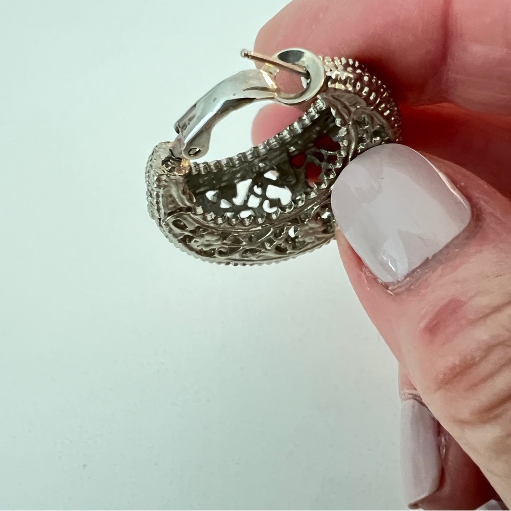 Silver-tone Crescent Filigree Earring with Beaded Texture- single earring - Picture 5 of 9